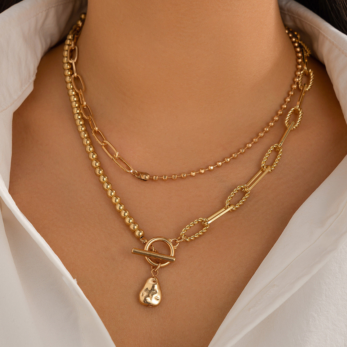Retro Style Personality Pearl OT Buckle Necklace